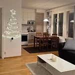 Cozy With Sauna - Location * רובניימי