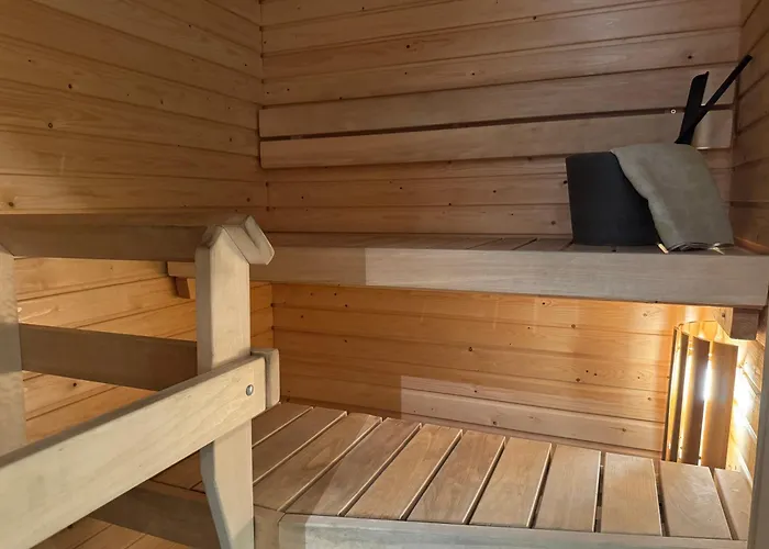 Cozy With Sauna - Location